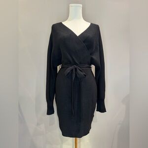 NWT! Women’s Long Sleeve Batwing Wrap Dress